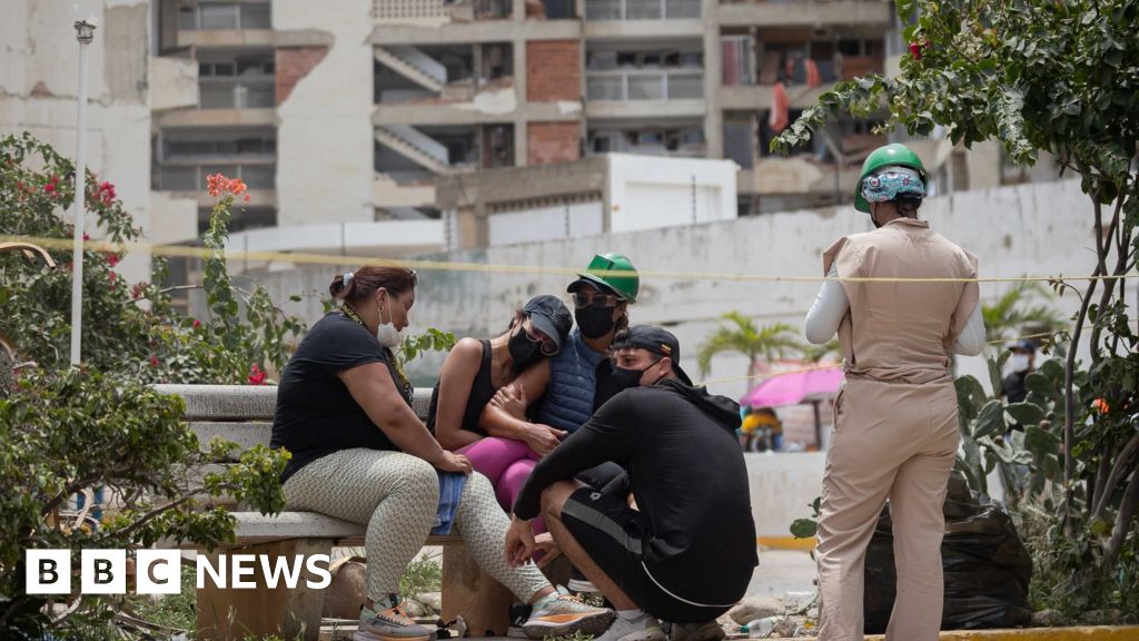 Anger directed at Venezuela's official response to earthquake recovery
