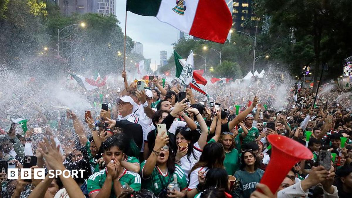 England fighting history as well as Mexican nation in Azteca cauldron