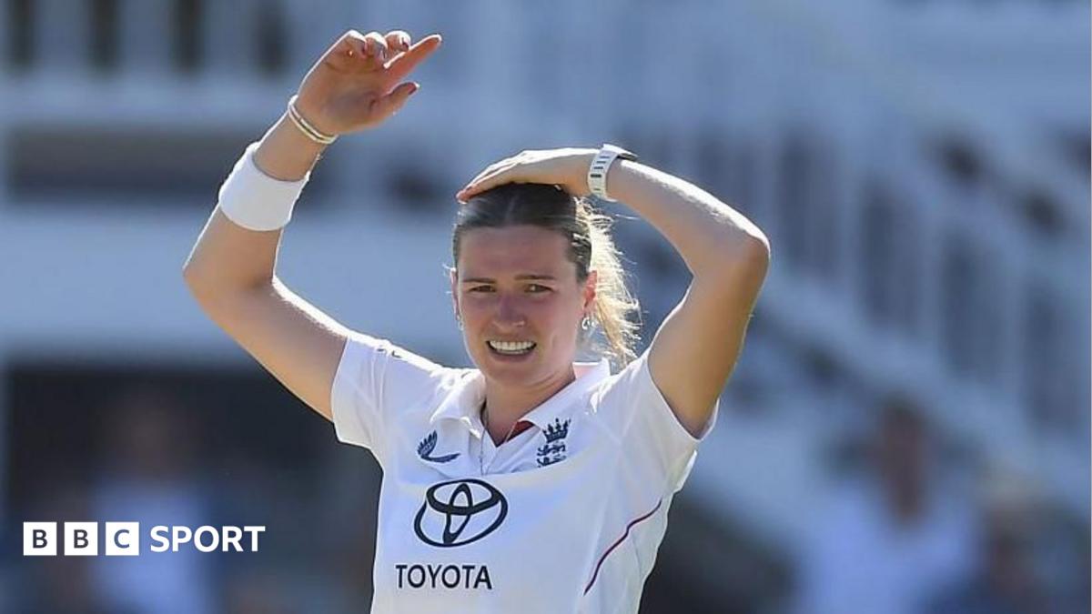 England toil as India take control on day two