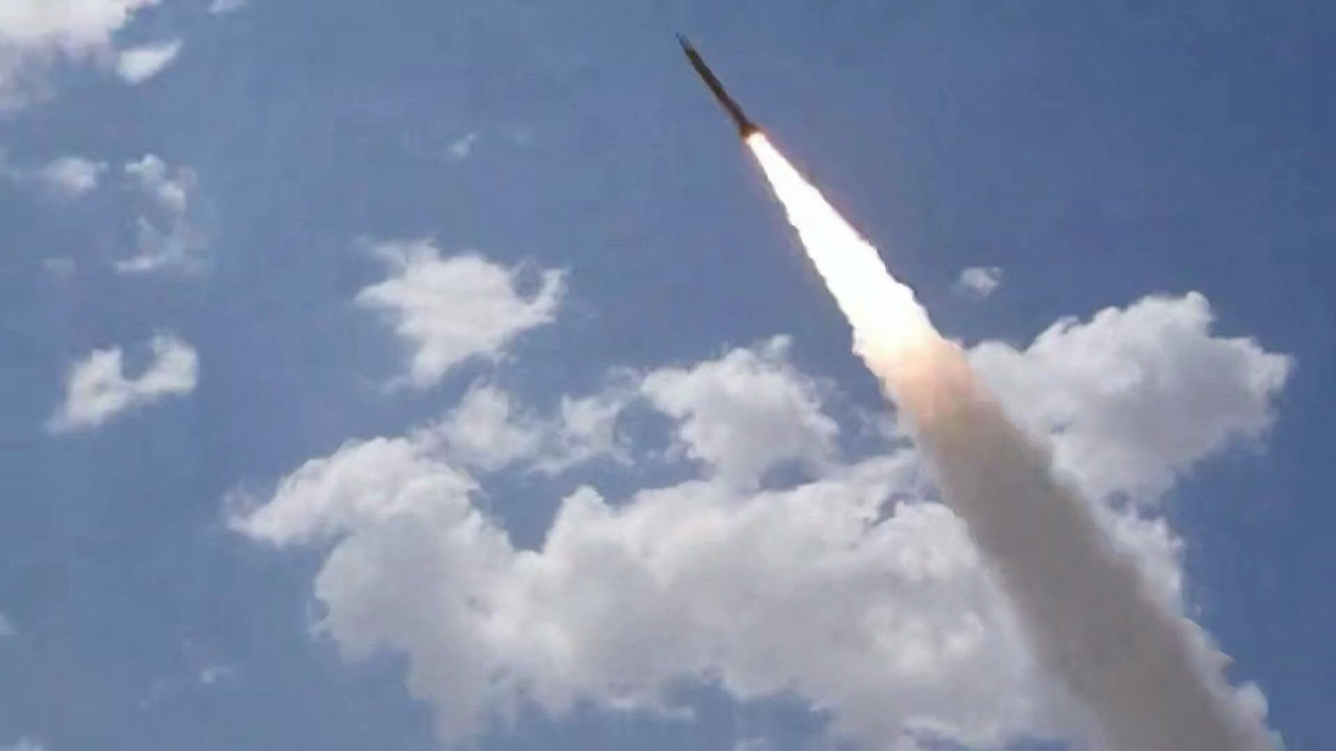 Iranian forces: missiles and drones fired at US targets in Gulf States