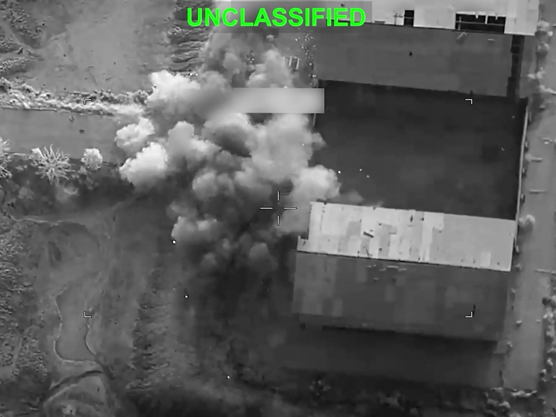 US launches new attacks on Iran as Tehran targets Gulf sites