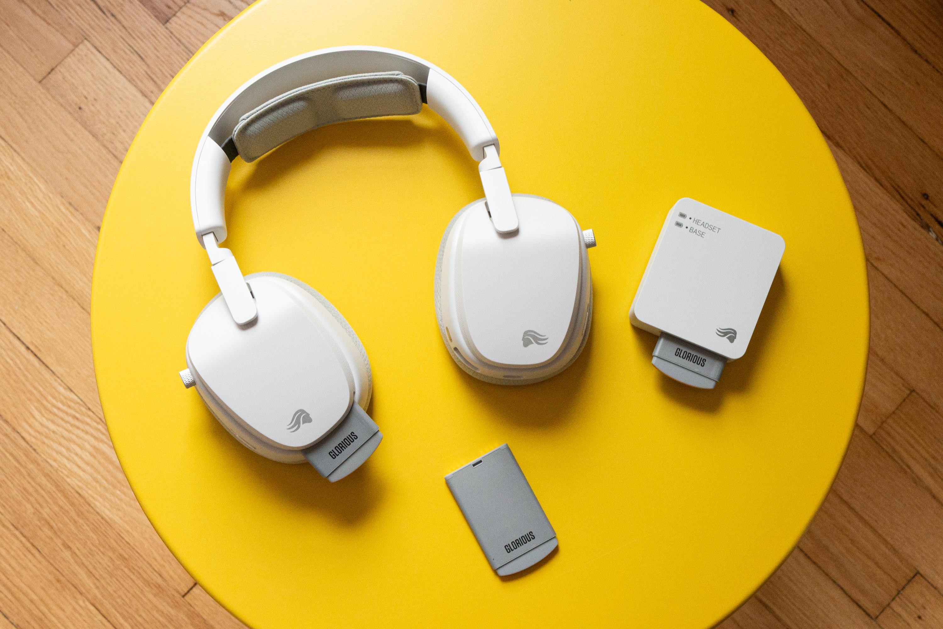 The wireless headset that gets hot-swappable batteries right