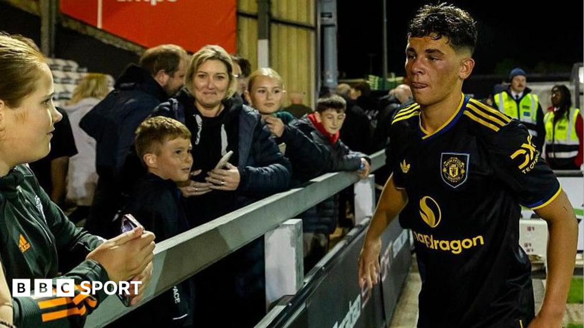 Man Utd will not enter EFL Trophy next season
