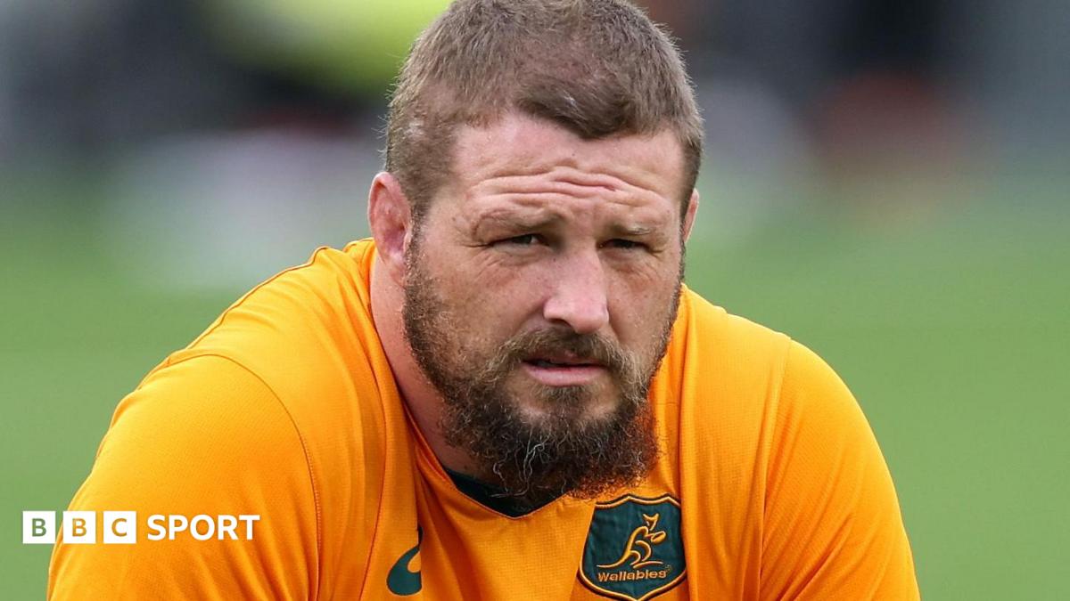 'Old dog' Slipper U-turns on Wallabies' retirement