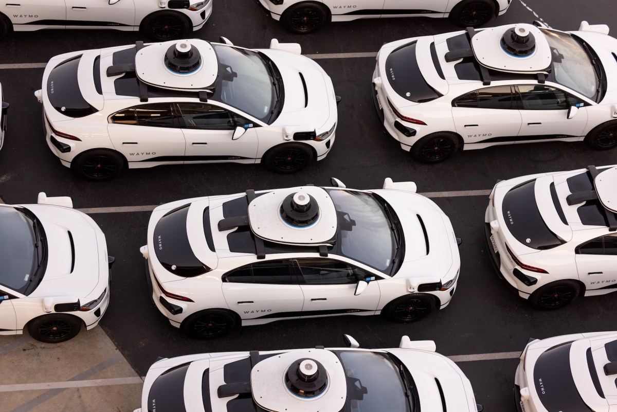 Waymo, robotaxi operators face fresh scrutiny over emergency response failures