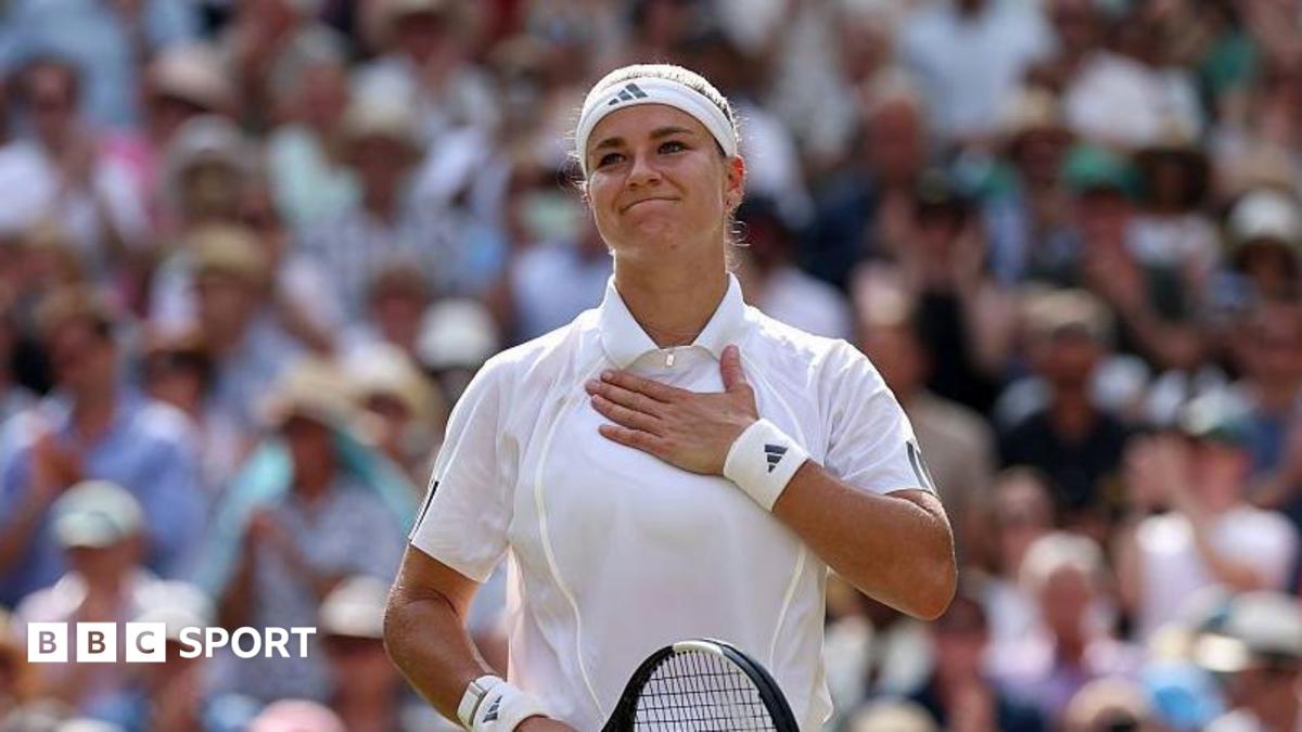 Muchova to miss Canadian Open after 'small surgery'
