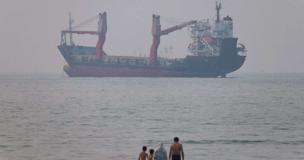 Iran warns ships against using unapproved routes in Strait of Hormuz