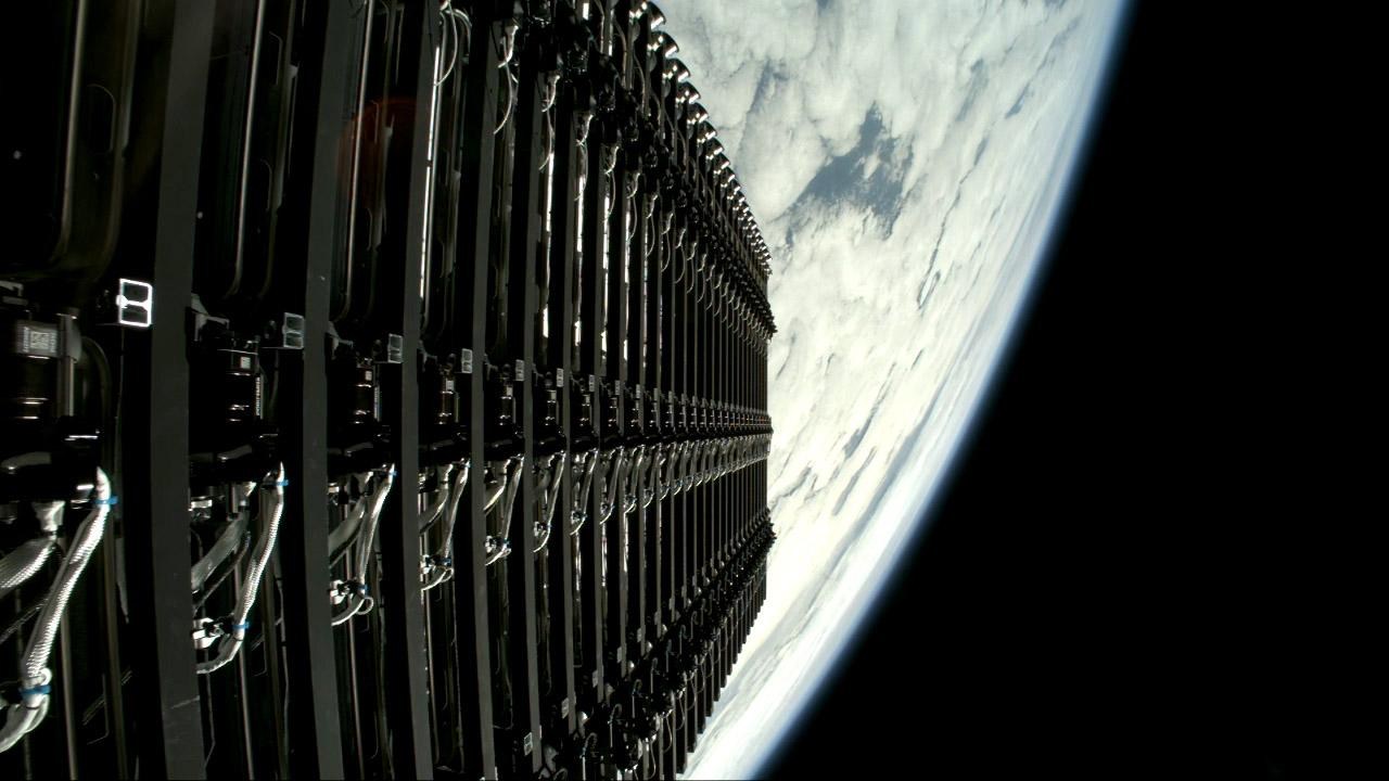 SpaceX is on track for record-setting Starlink deployments