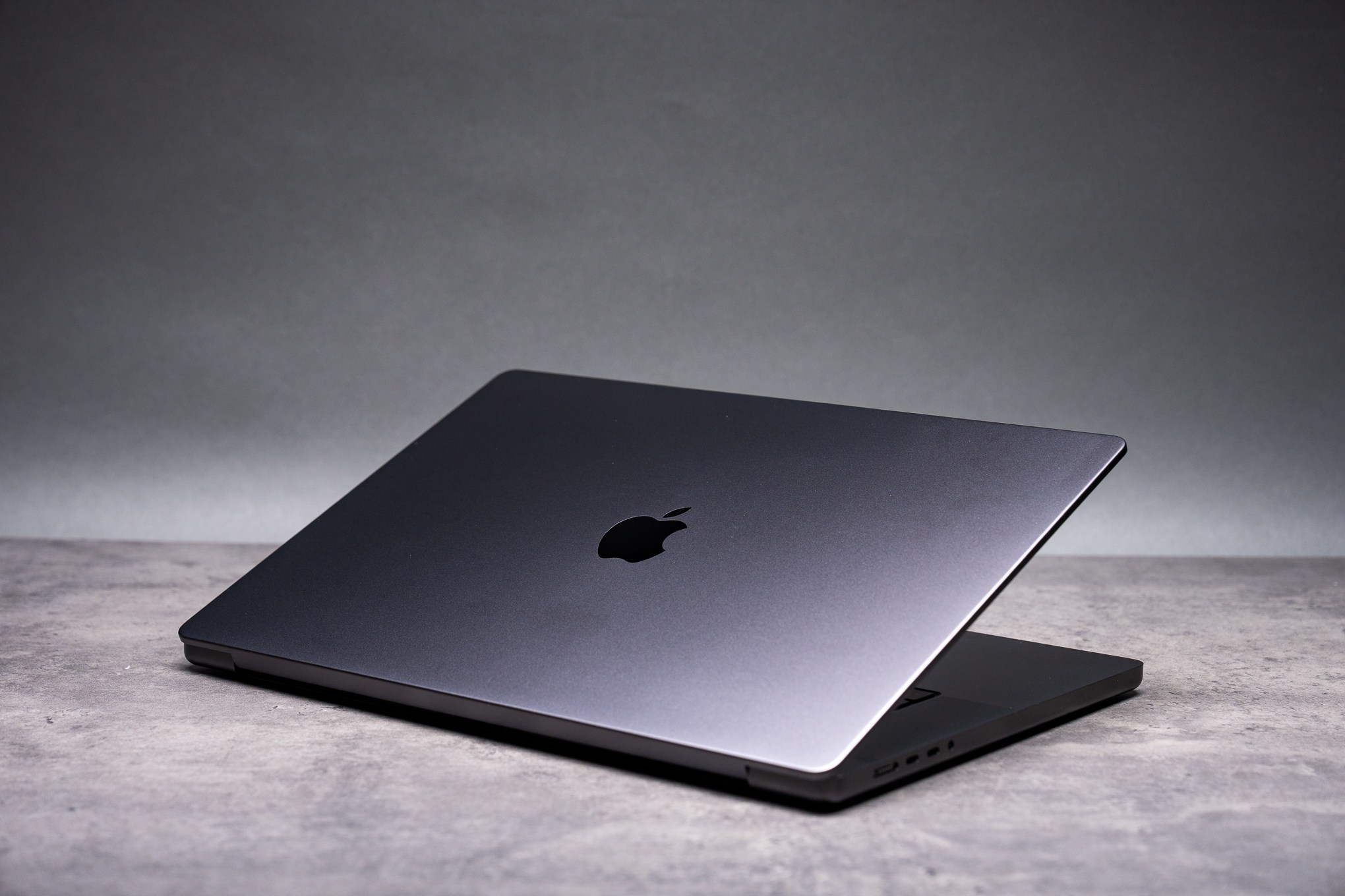 Apple’s most powerful Macs might be waiting until 2027 for big processor upgrades