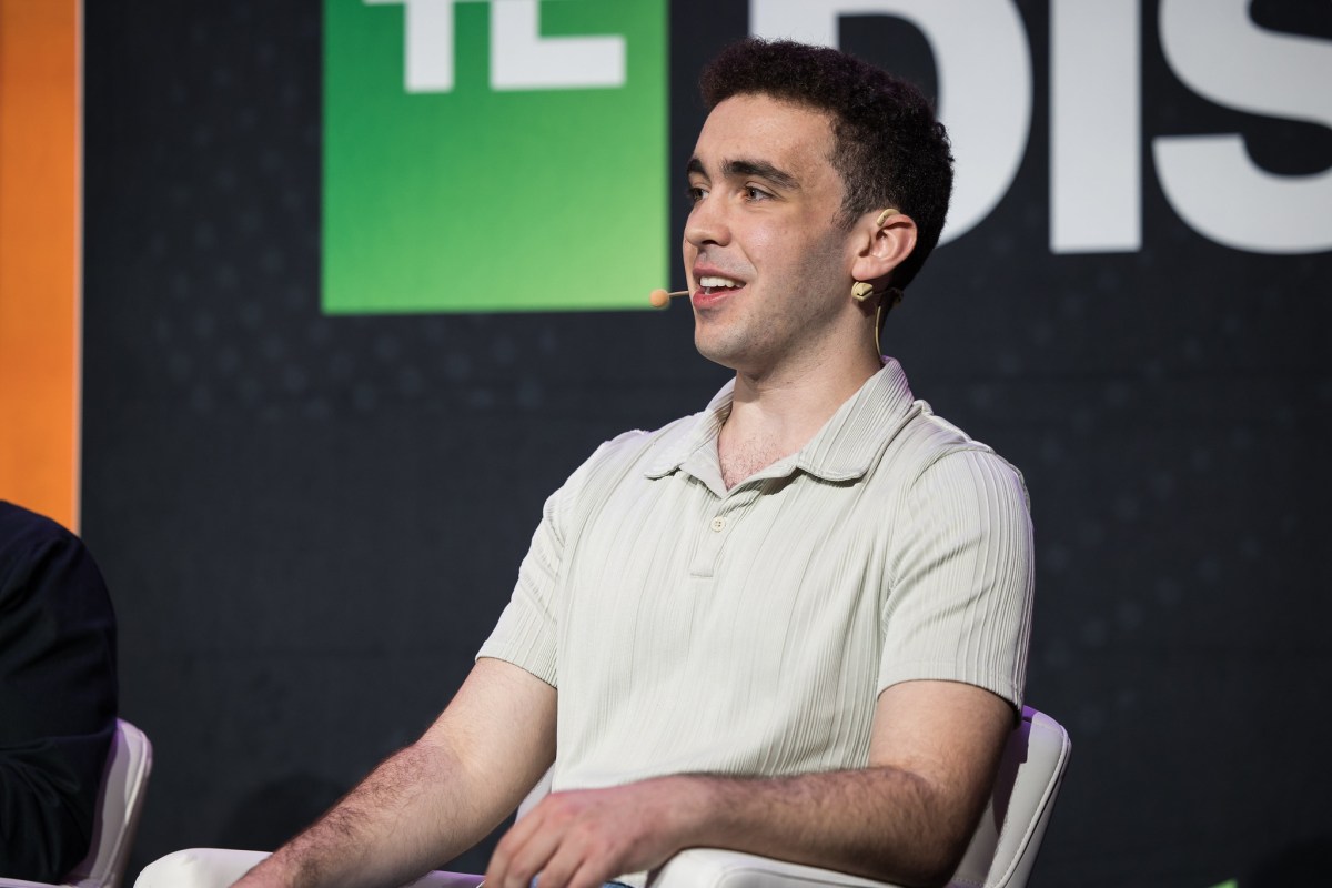 Filing: College app Fizz accuses VC of sharing confidential startup information with rival Sidechat