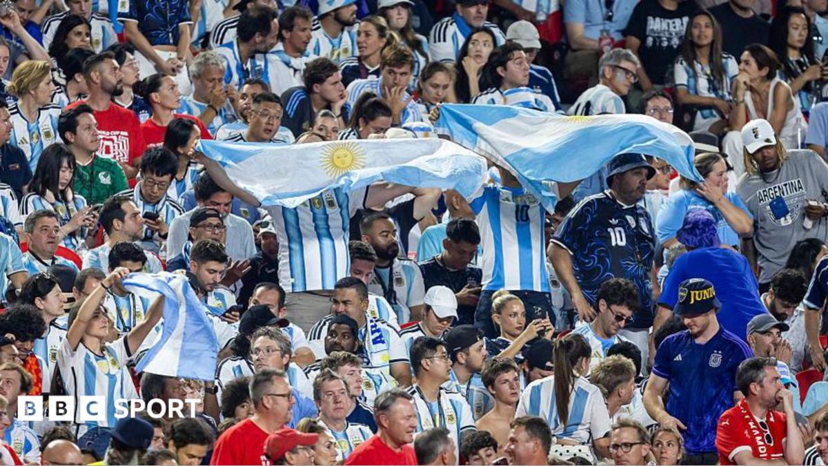 Why do Argentina sing about England and the Falklands?