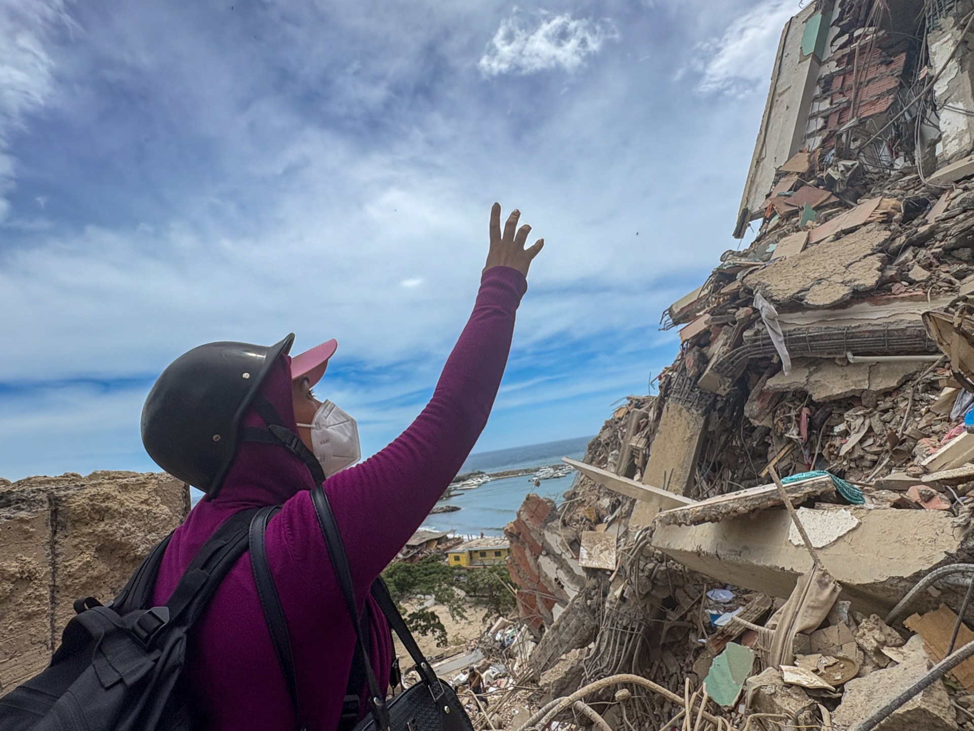 As Venezuela responds to earthquake devastation, volunteers take charge