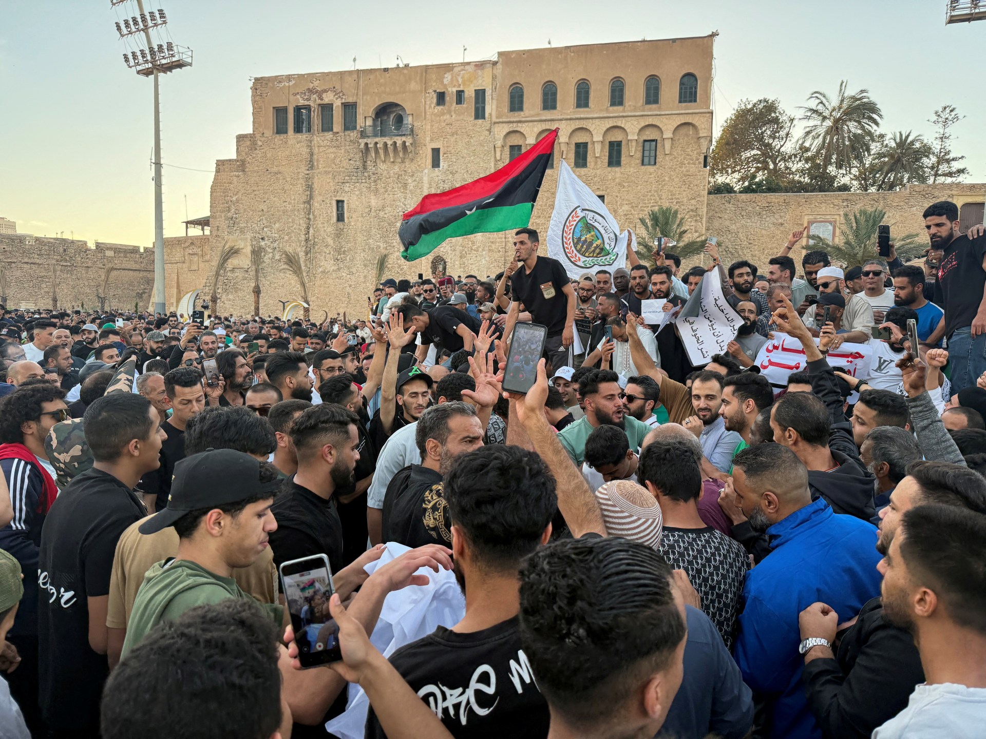 Oil for unity: What is the US mediation plan in Libya?