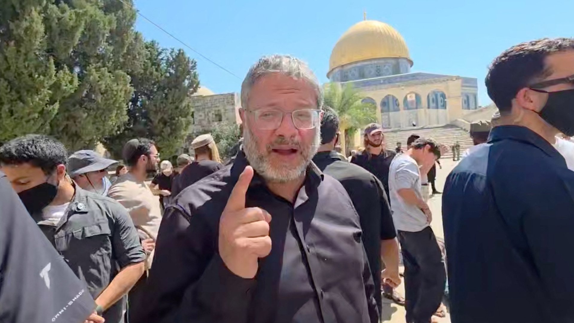 Right-wing Israeli groups storm Al-Aqsa as Palestinians barred from worship