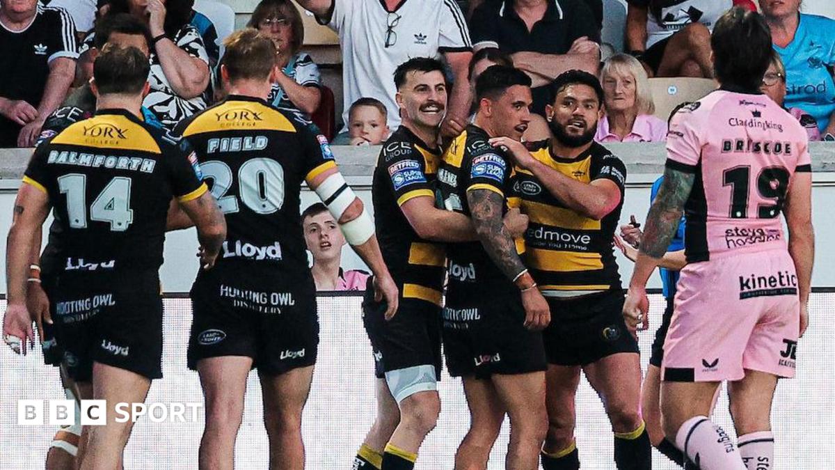 York come from behind to beat Hull