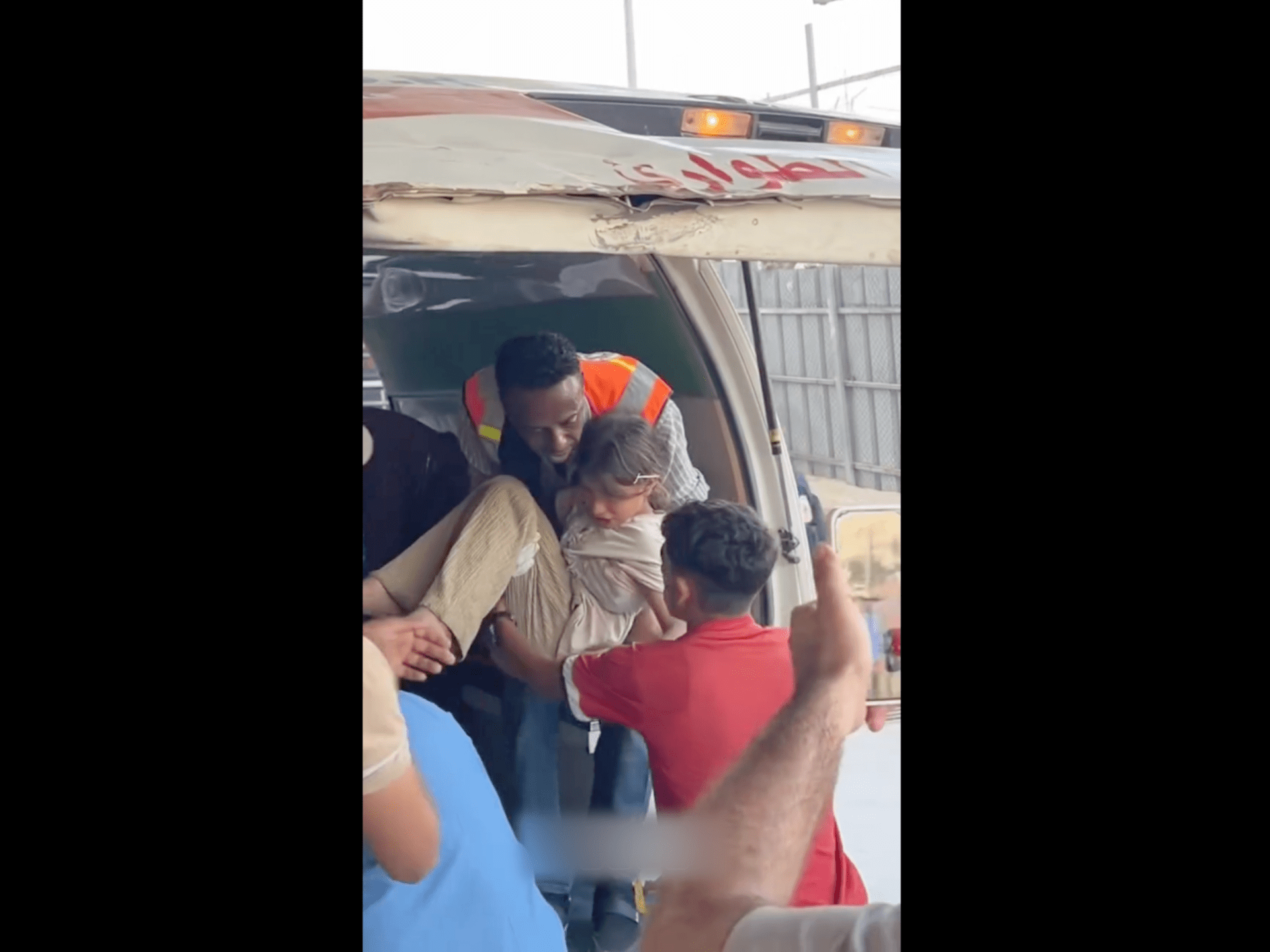 Children wounded in Israeli strike on Khan Younis