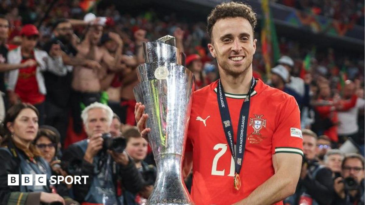 'We want to win World Cup for him' - Portugal carry Jota's memory