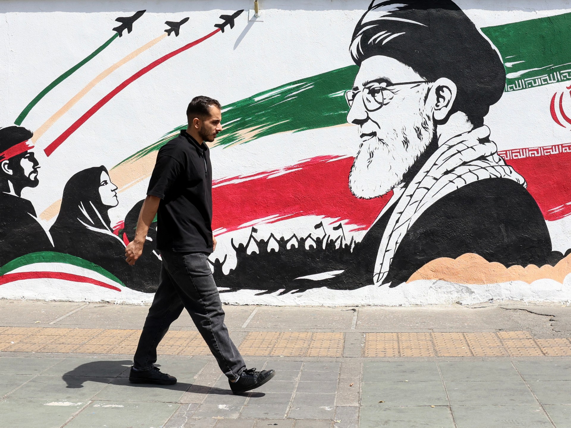 Iran blames US for Hormuz dispute as both sides confirm ongoing talks