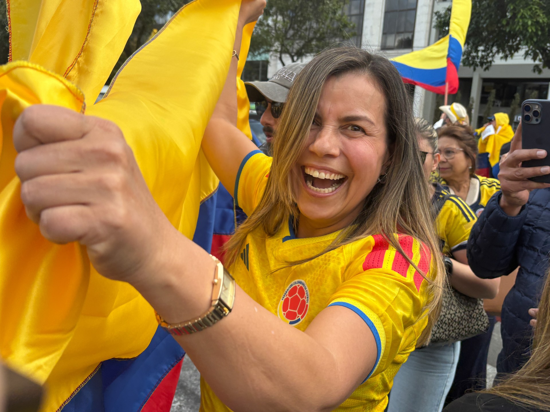 How World Cup football jerseys became political fashion in Latin America