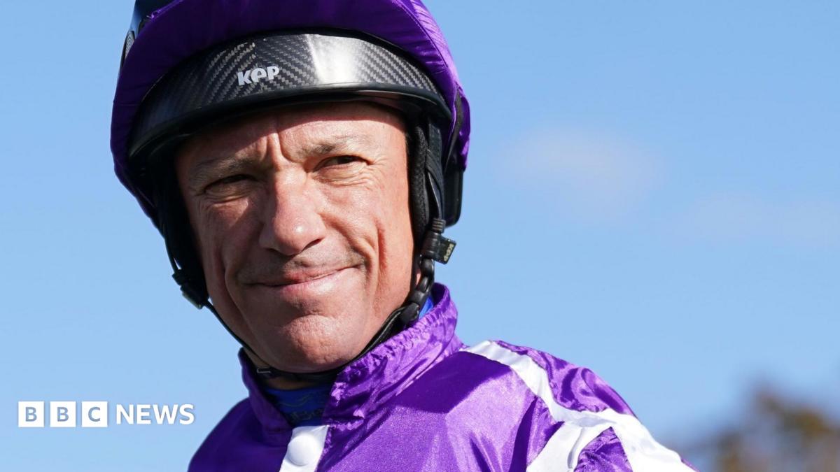 Jockey Dettori breaks ribs in car crash