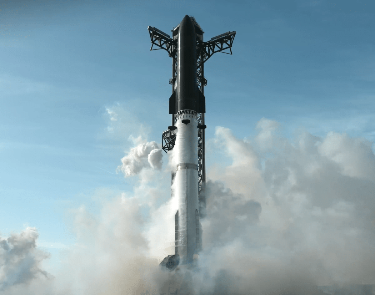SpaceX suddenly aborts second Starship V3 launch after ignition