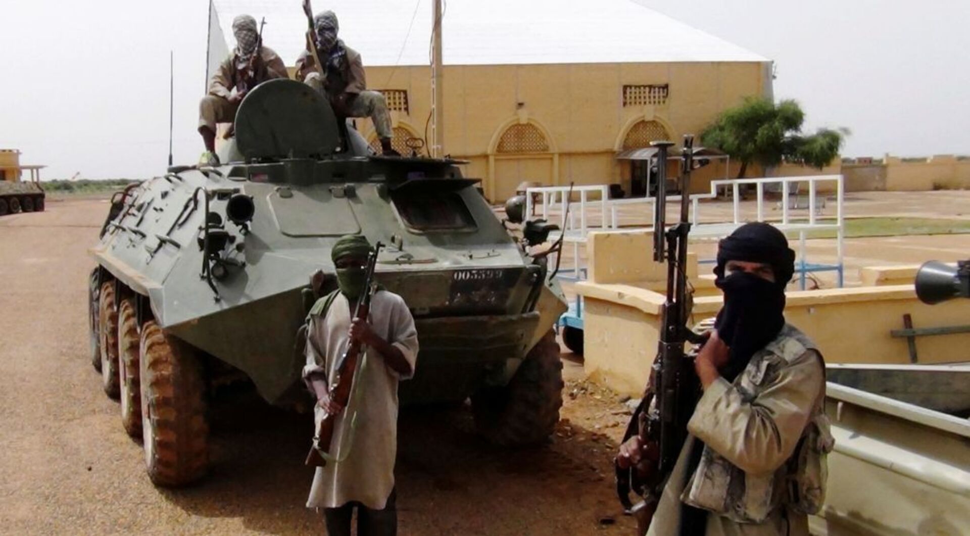 What is the fallout of the increasing violence in Mali?