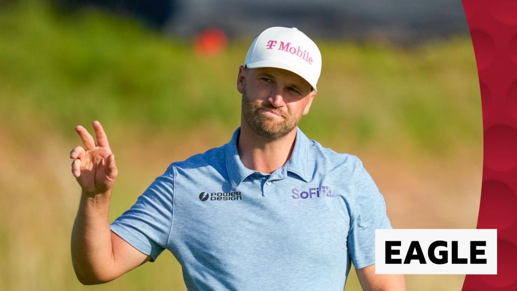 Clark eagle helps set up four-shot US Open lead
