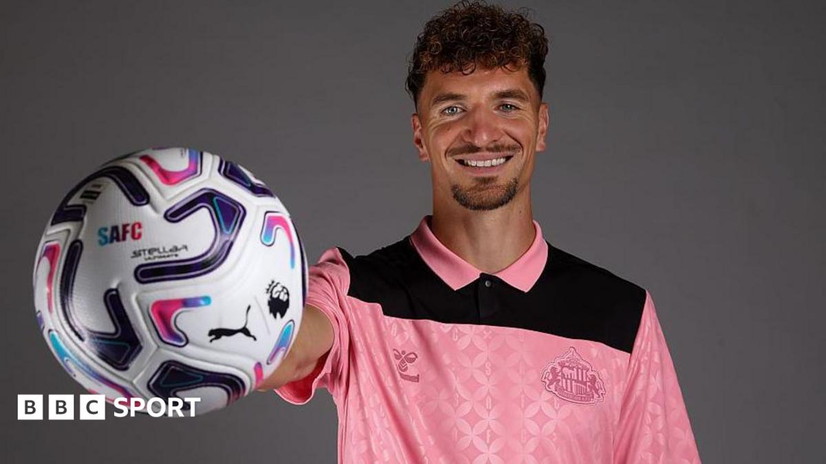 Sunderland sign Belgium World Cup defender Meunier