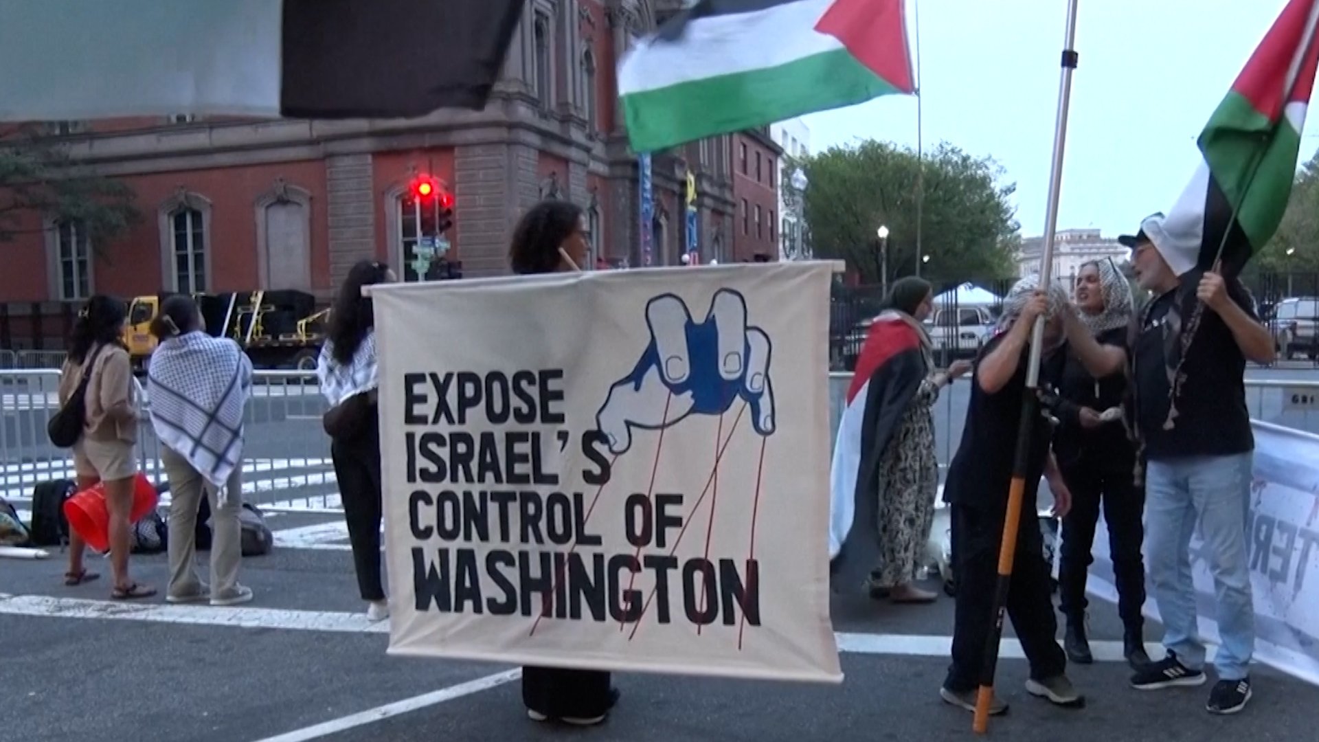 ‘War criminal’: Protesters confront Netanyahu motorcade in Washington DC
