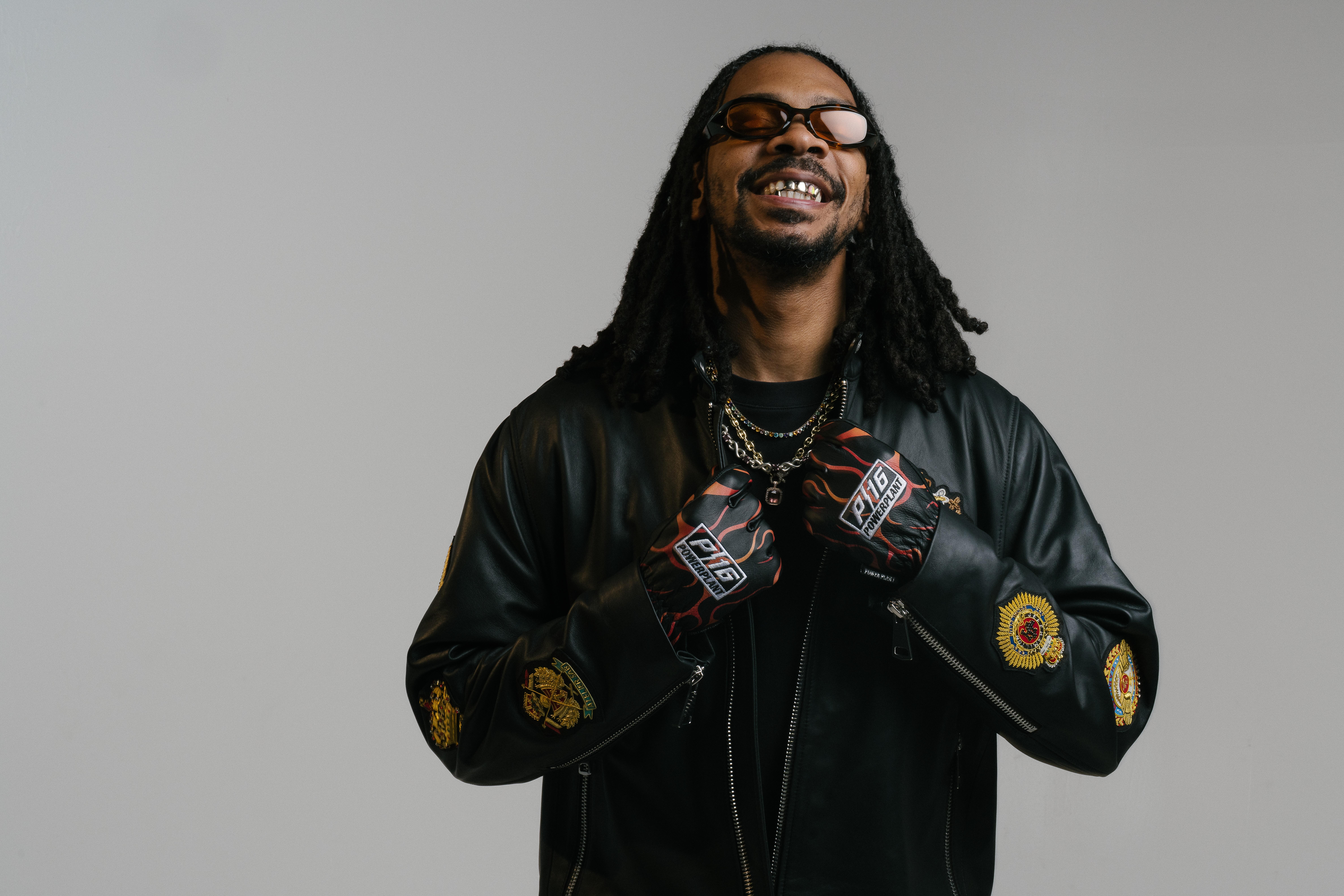 Flatbush Zombies’ Erick the Architect misses his BlackBerry keyboard