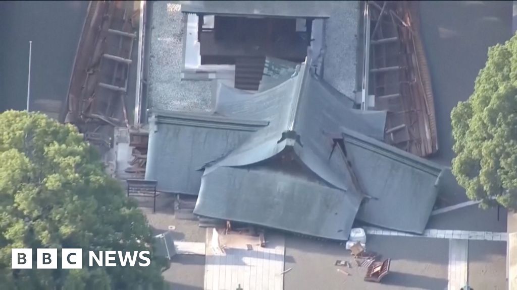 Watch: The moment quake hit Japan