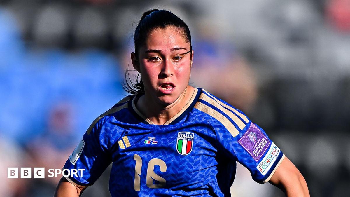 Chelsea set to sign Italy's Dragoni from Barcelona