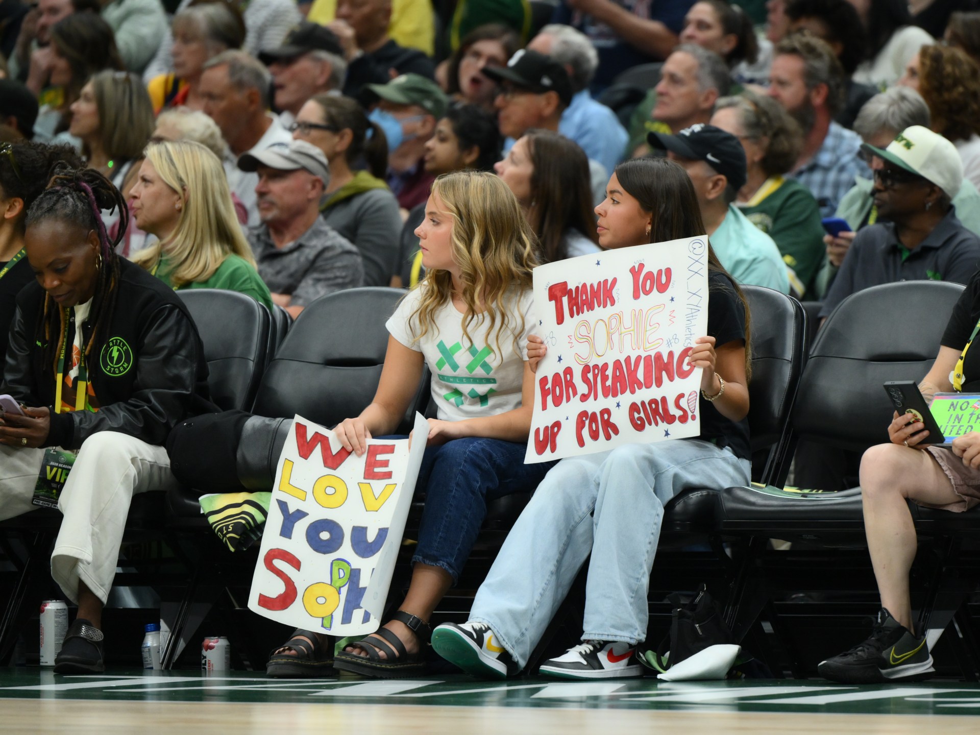 Storm apologize after co-owner berates teen girls for support of Cunningham