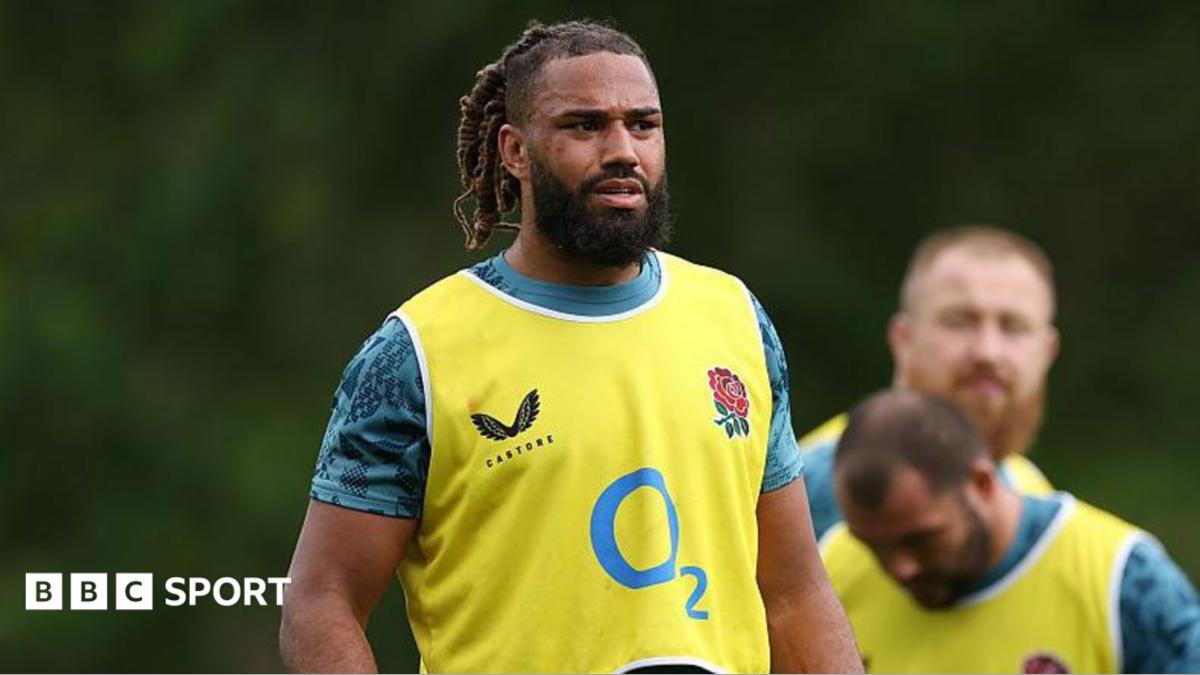 England replace wing Murley with forward Cunningham-South