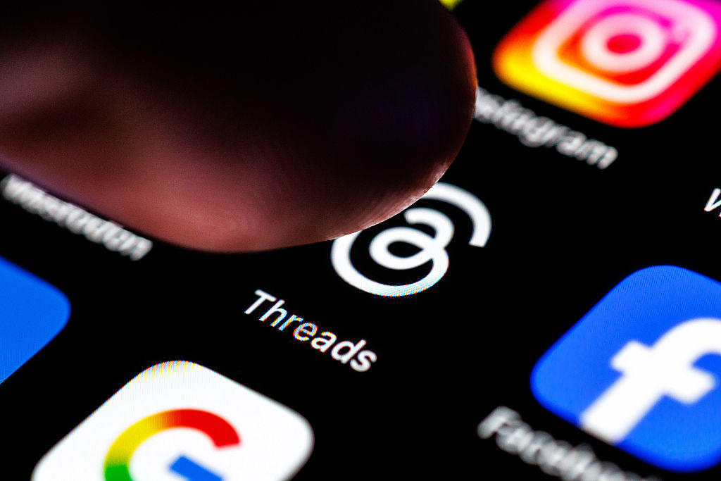 Threads users can now chat with Meta AI in their DMs