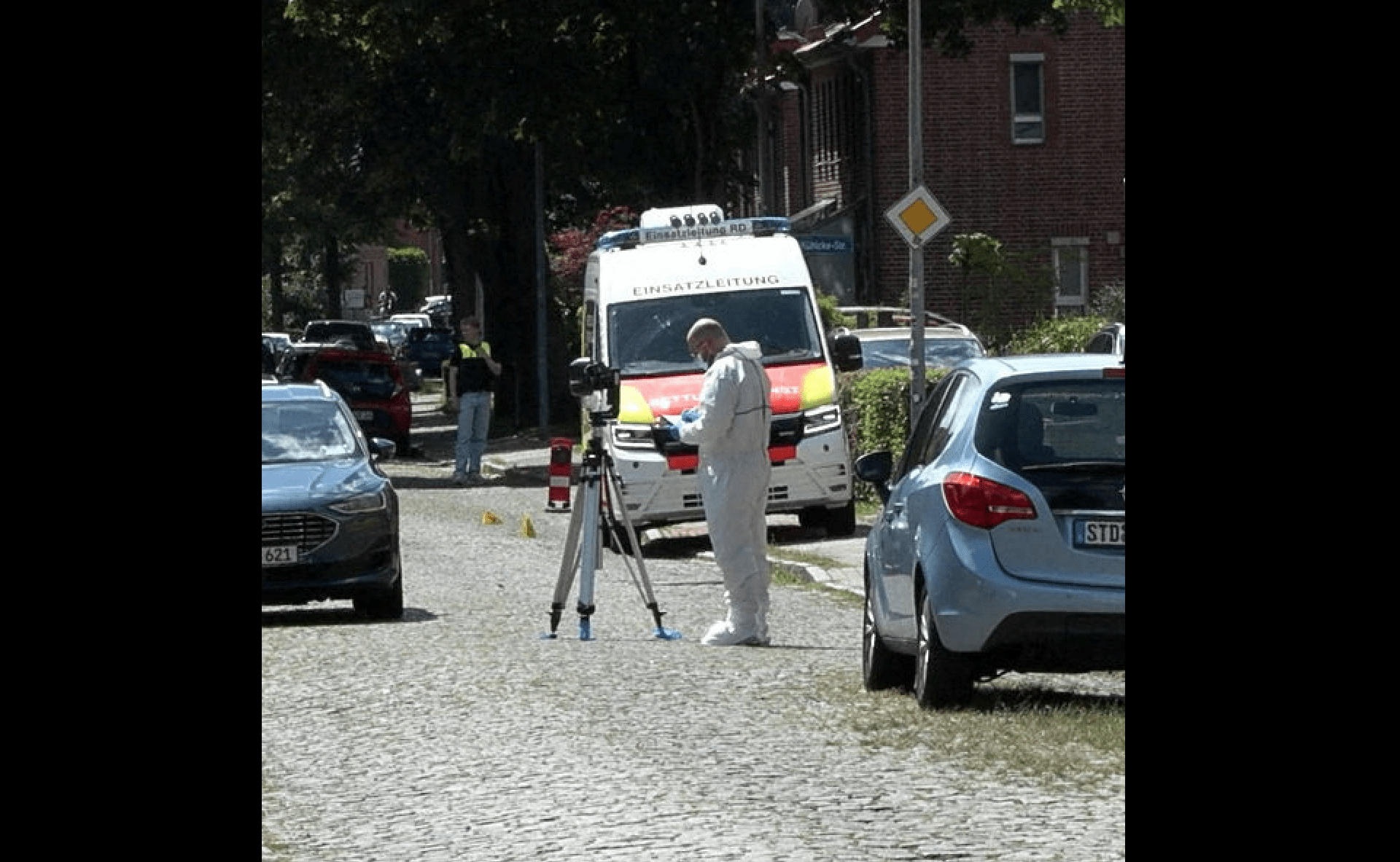 Five killed in shooting at German youth centre