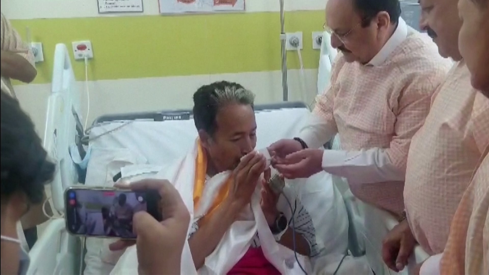 Indian activist Wangchuk ends 26-day hunger strike