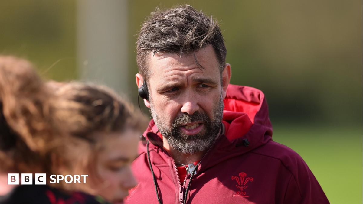 Salvin leaves Exeter for Wales forwards coach job