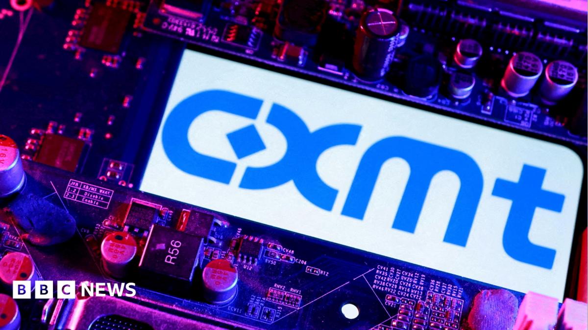 Chinese chipmaker shares surge 470% in blockbuster stock market debut