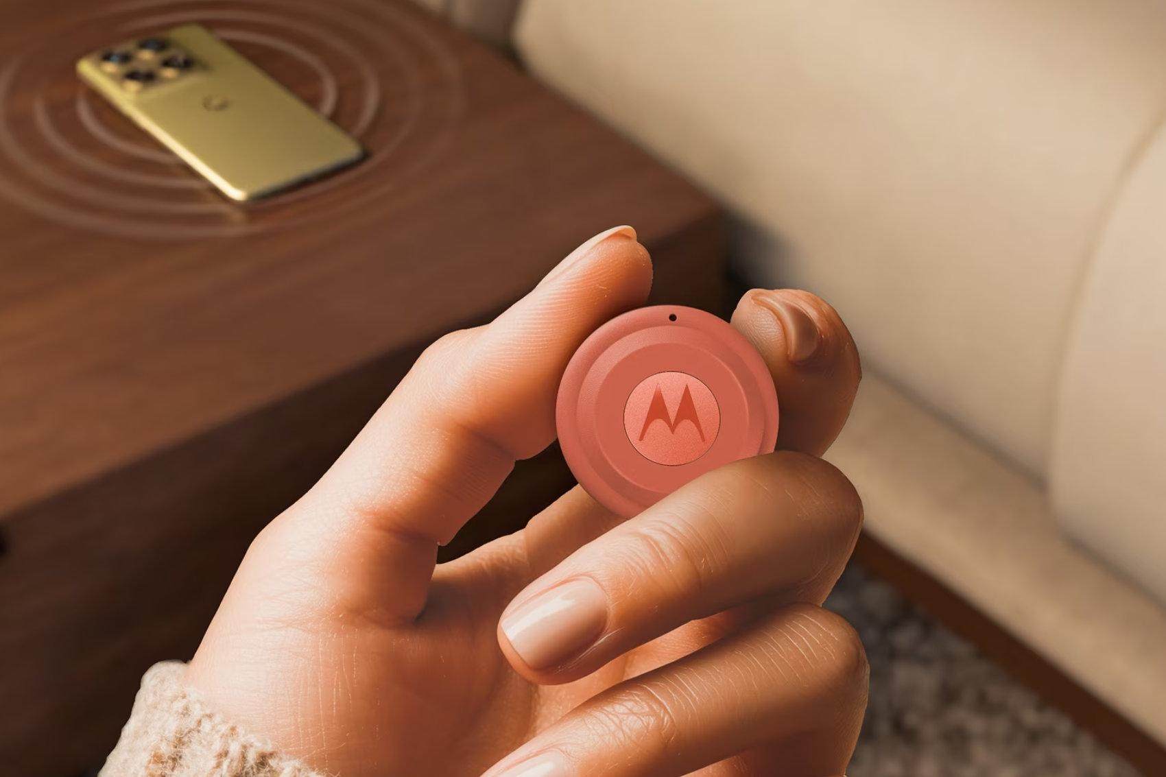 Moto’s Tag 2 tracker is $20 for a limited time