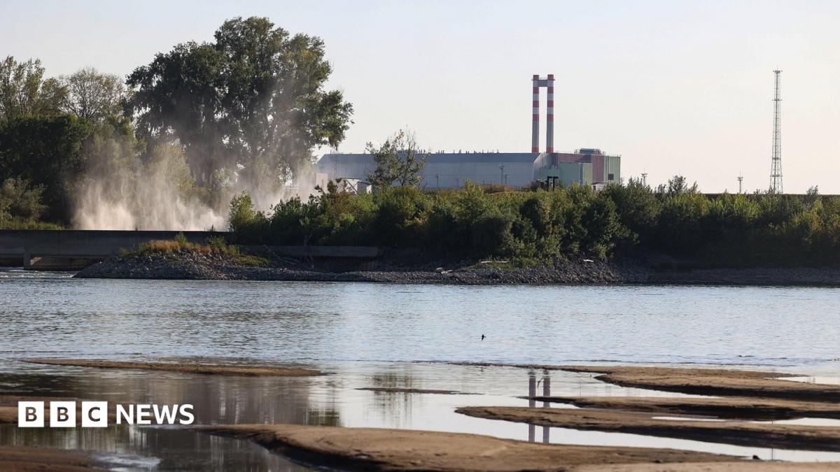 Danube's record low levels force shutdown of Hungary's only nuclear plant