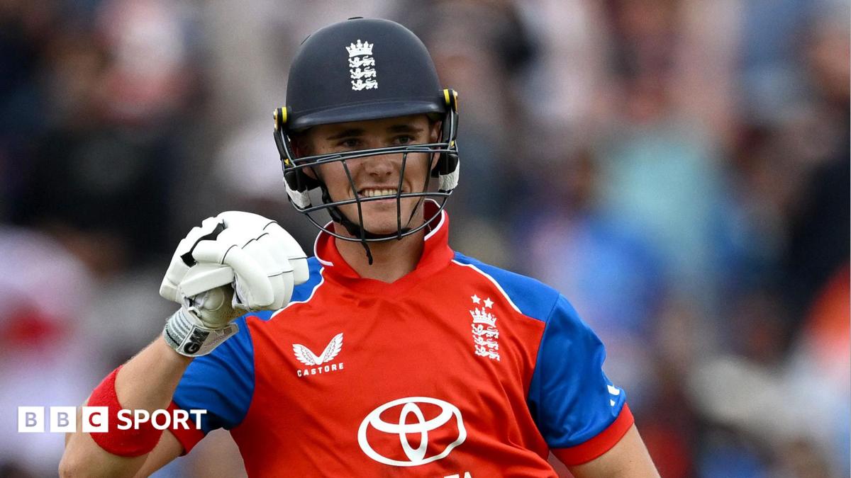 England unchanged for third T20 against India