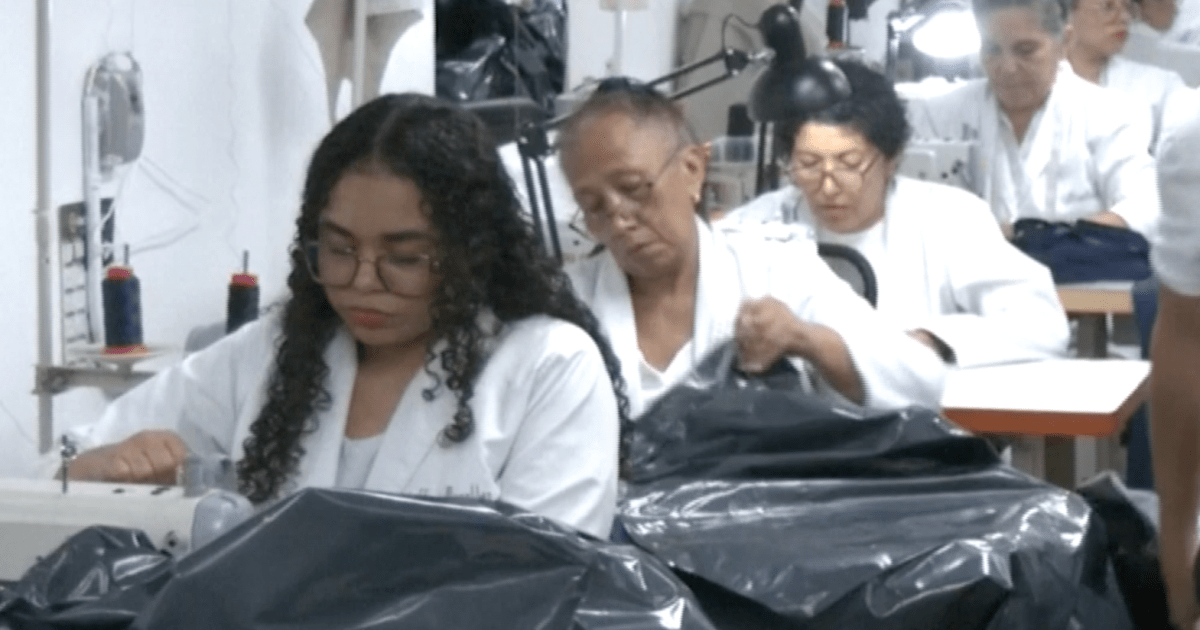 Venezuelan fashion designer swaps dresses for body bags