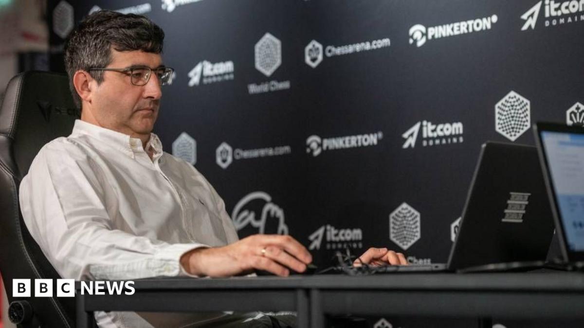 Former chess champion Kramnik banned over cheating remarks