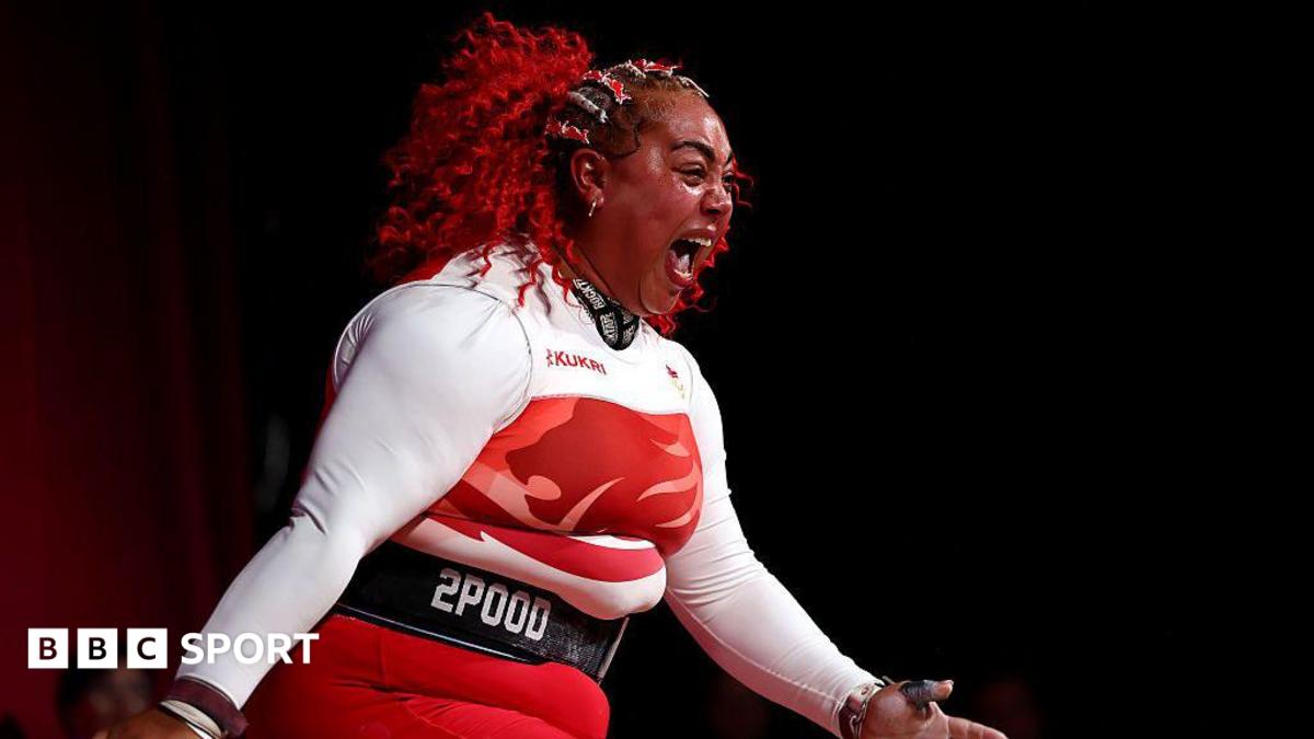 England's Campbell retains Commonwealth weightlifting title