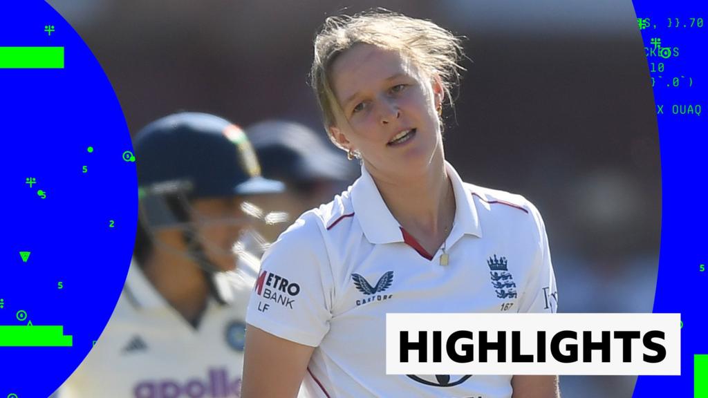 Gaud and Mandhana star as India take control against struggling England