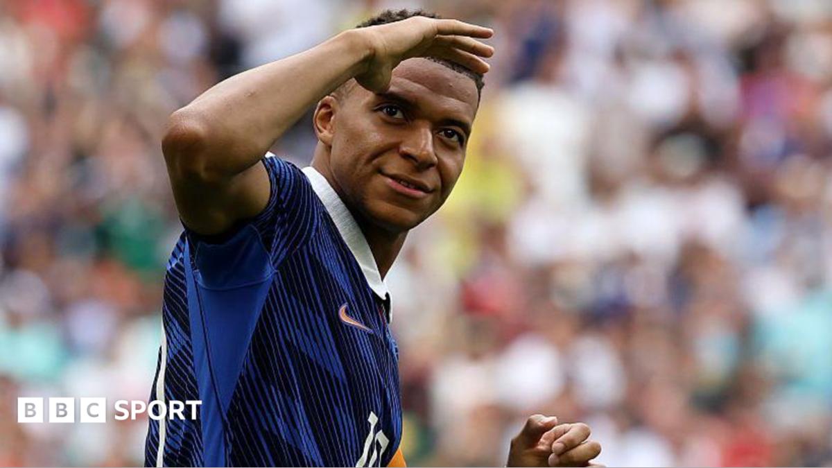 Mbappe first to win World Cup Golden Boot twice