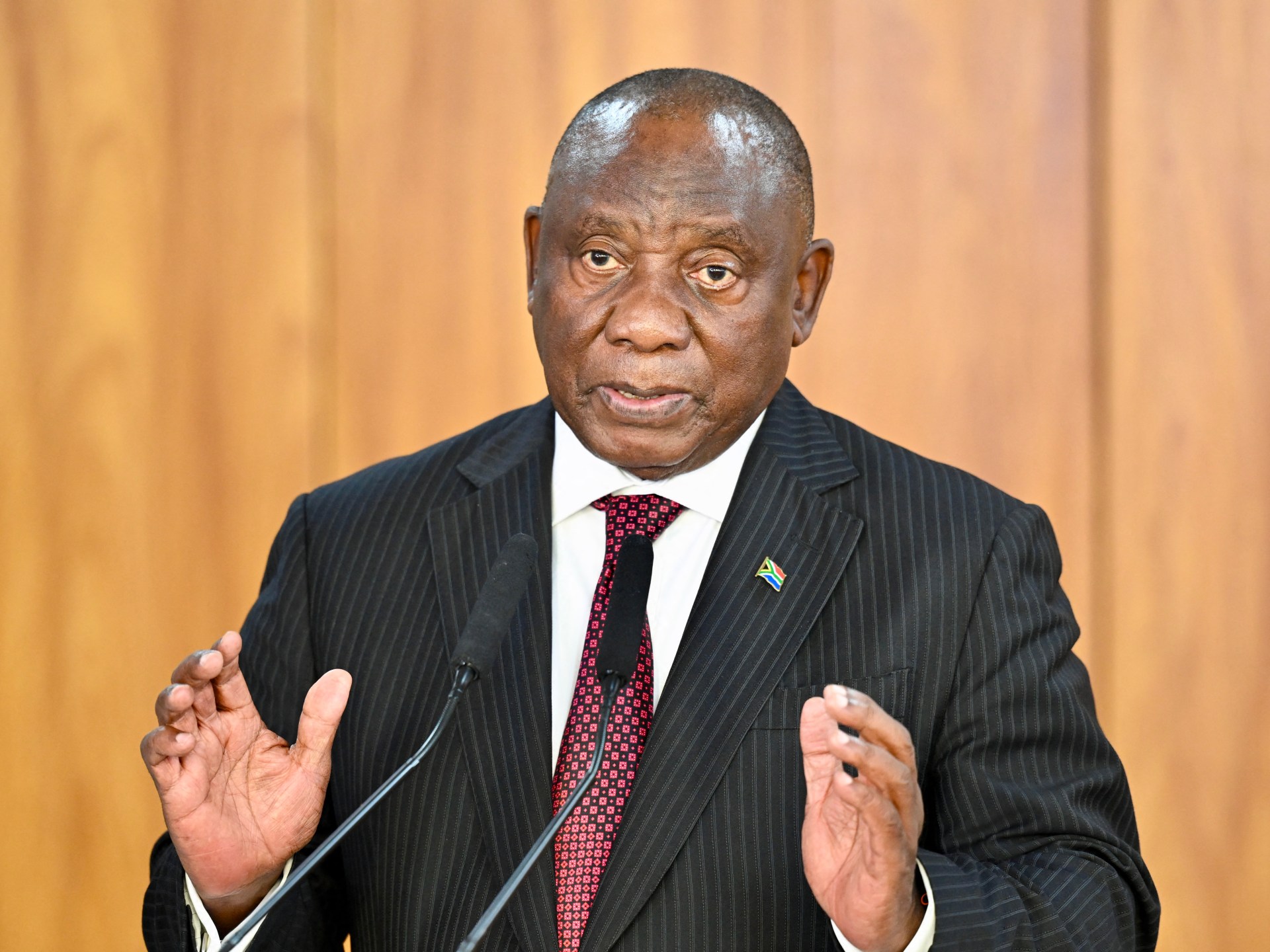 South African court pauses impeachment process against president
