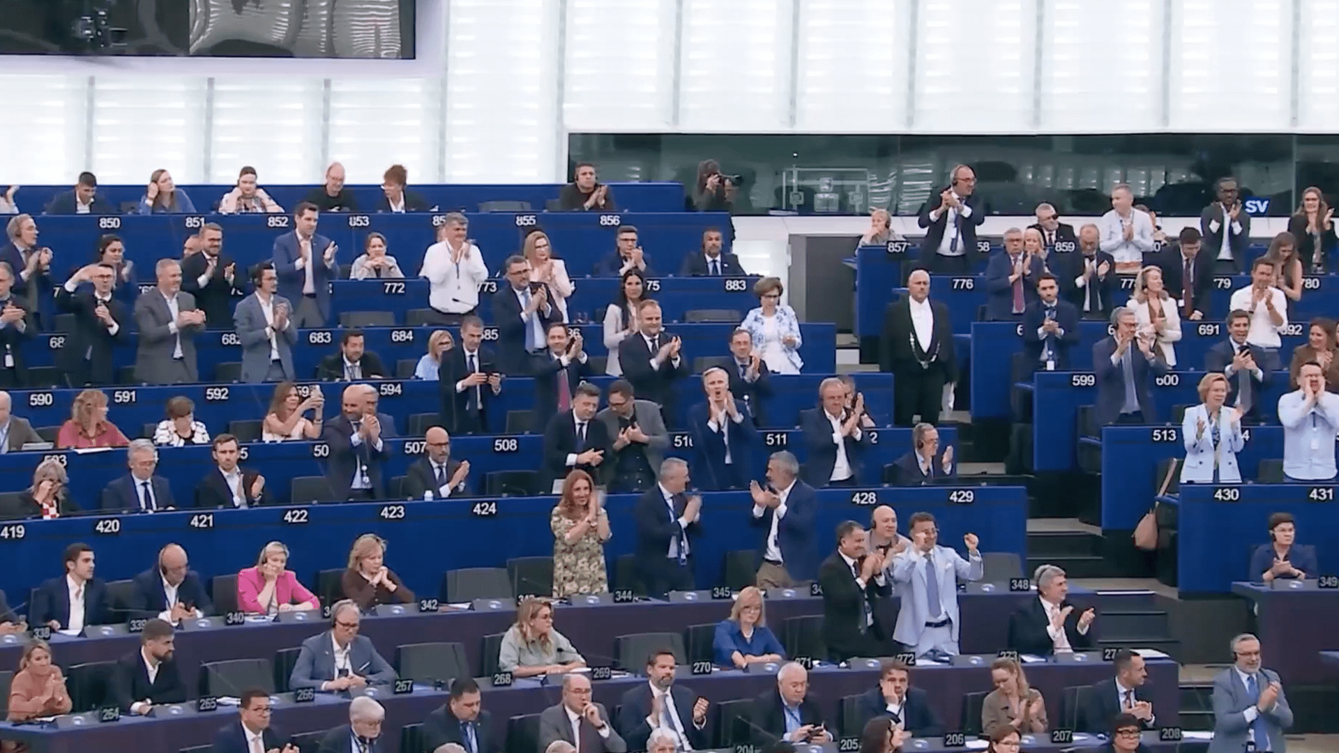 ‘Send them back’ chants in EU Parliament after anti-migrant bill passes