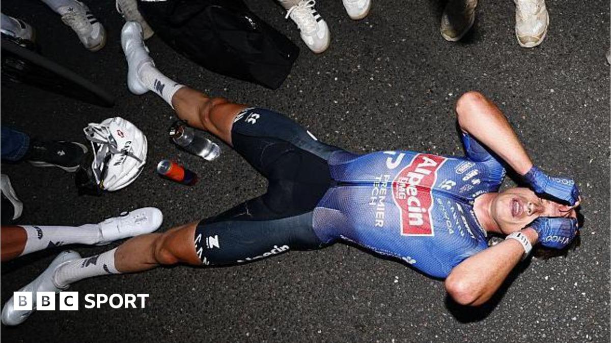 Philipsen sprints to stage 17 win